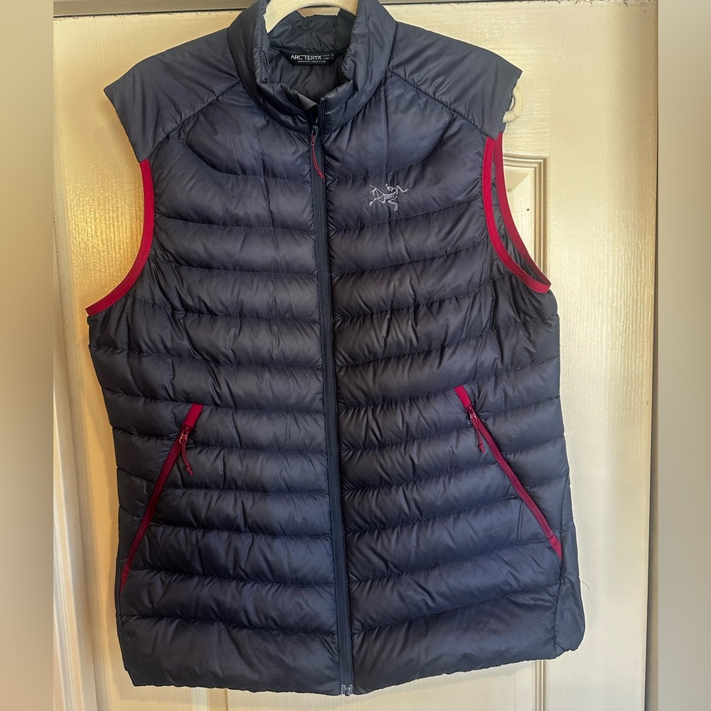 Arcteryx Cerium down vest. XL